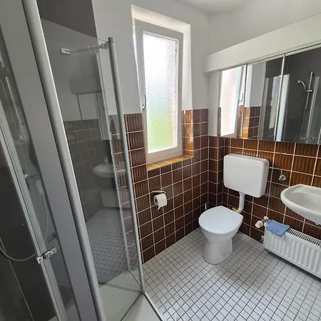 Werreufer 4zkb 6 Einzelbetten Detmold