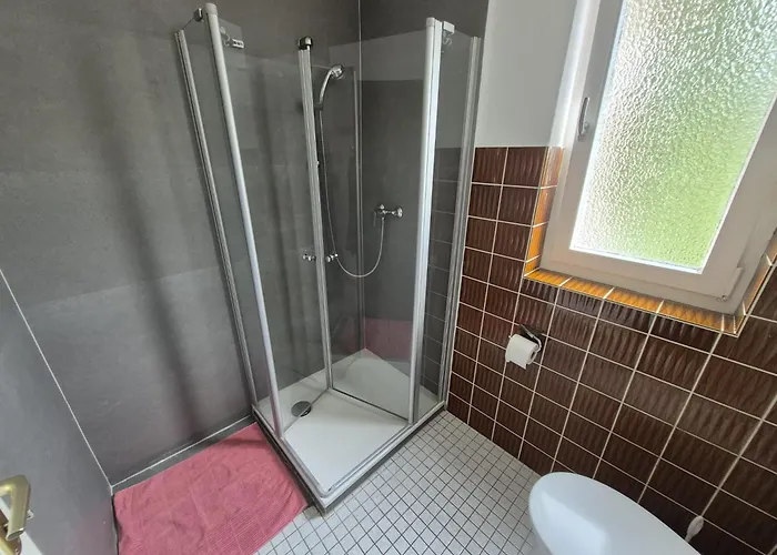 Werreufer 4zkb 6 Einzelbetten *